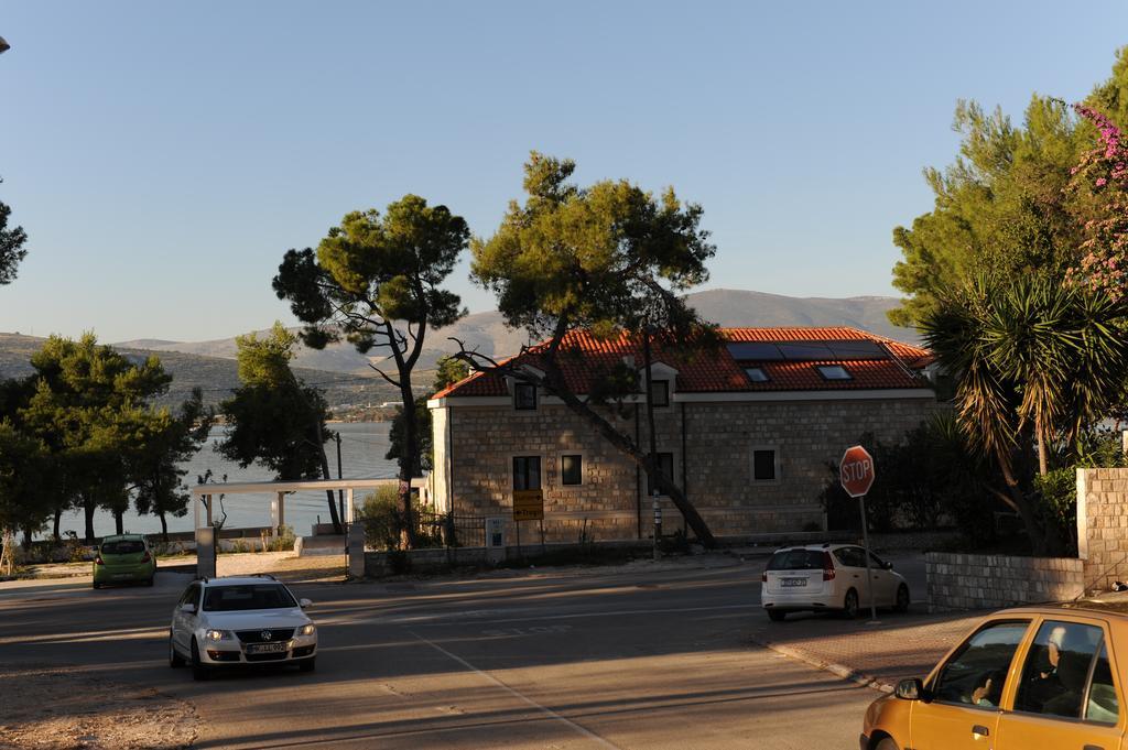 Villa Sveti Kriz Trogir Exterior photo